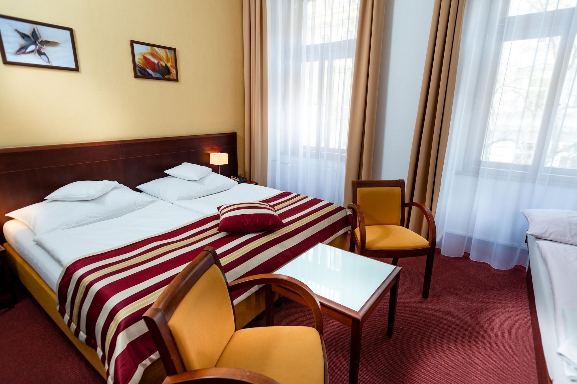Hotell Petr 3*